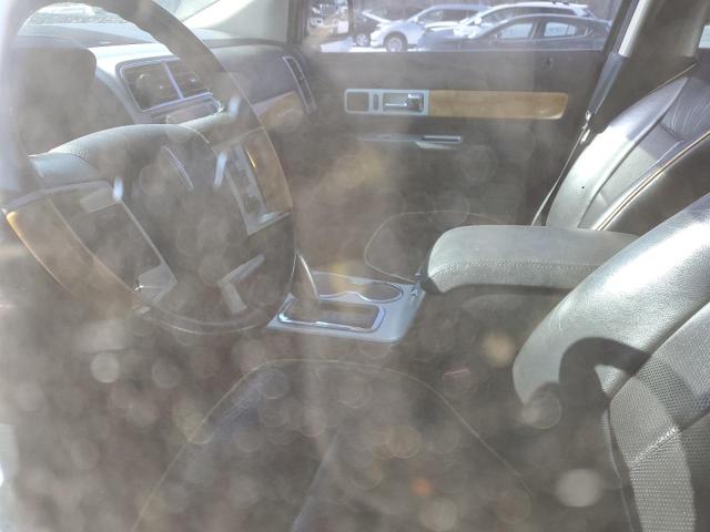Photo 8 from auction – 2008 LINCOLN MKX with VIN 2LMDU88C58BJ24004