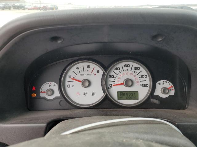 Photo 9 from auction – 2005 FORD ESCAPE XLT with VIN 1FMYU03175KE32121