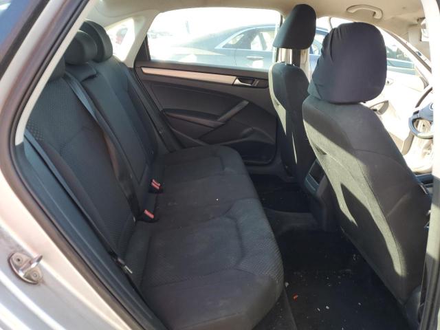 Photo 10 from auction – 2015 VOLKSWAGEN PASSAT S with VIN 1VWAS7A37FC040922