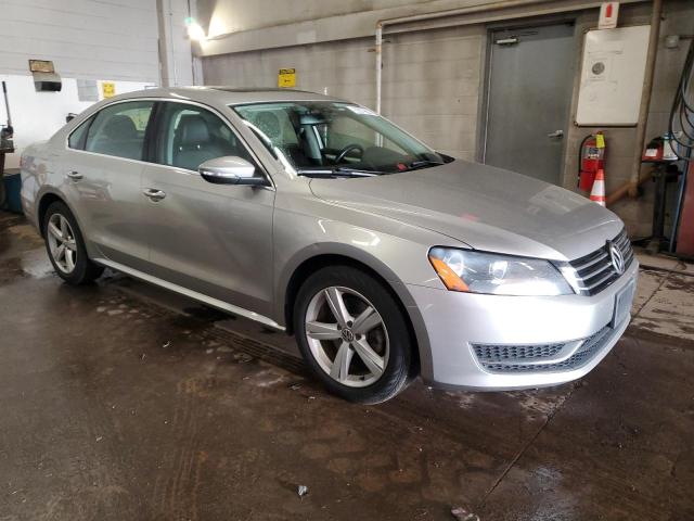 Photo 4 from auction – 2012 VOLKSWAGEN PASSAT SE with VIN 1VWBP7A39CC042110