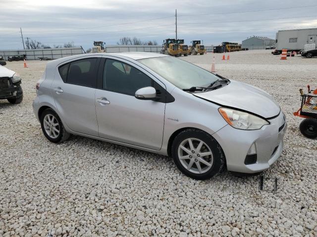 Photo 4 from auction – 2013 TOYOTA PRIUS C with VIN JTDKDTB37D1530035