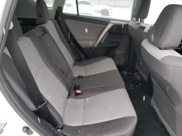 Photo 11 from auction – 2015 TOYOTA RAV4 LE with VIN 2T3BFREV1FW269998