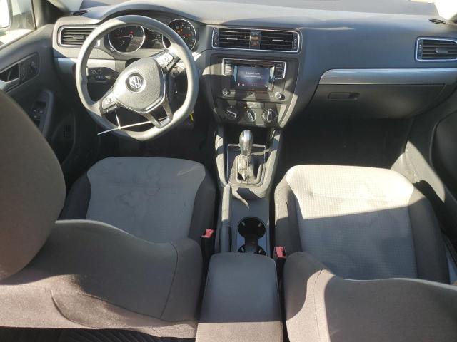 Photo 8 from auction – 2017 VOLKSWAGEN JETTA S with VIN 3VW2B7AJ3HM401292