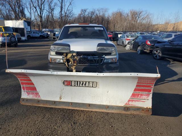 Photo 5 from auction – 2004 CHEVROLET SILVERADO with VIN 1GCHK29224E400678