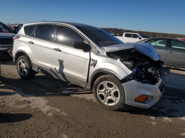 Photo 4 from auction – 2018 FORD ESCAPE S with VIN 1FMCU0F70JUB86702