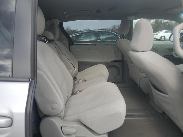 Photo 11 from auction – 2012 TOYOTA SIENNA LE with VIN 5TDKK3DC5CS261229