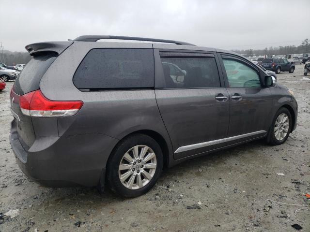 Photo 3 from auction – 2013 TOYOTA SIENNA XLE with VIN 5TDYK3DC8DS314937