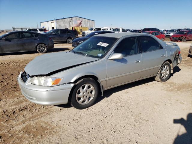 TOYOTA CAMRY LE 2000 with VIN 4T1BF22K5YU096418 - Photo from auction