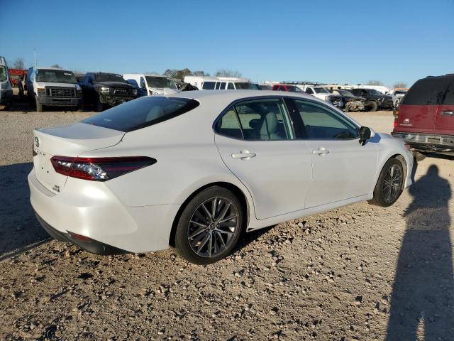Photo 3 from auction – 2024 TOYOTA CAMRY XLE with VIN 4T1F31AK2RU064078