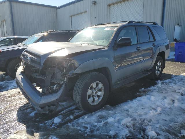 TOYOTA 4RUNNER SR 2003 with VIN JTEBU14R630008227 - Photo from auction