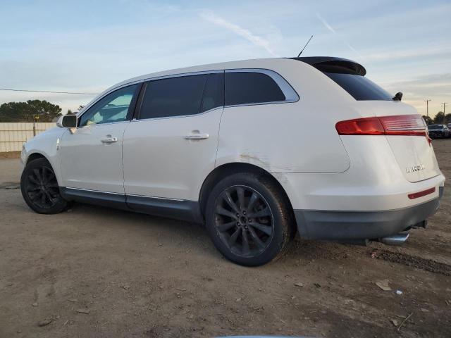 Photo 2 from auction – 2010 LINCOLN MKT with VIN 2LMHJ5ATXABJ19146