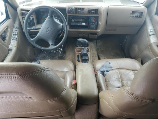 Photo 8 from auction – 1997 CHEVROLET BLAZER with VIN 1GNDT13W2V2114437
