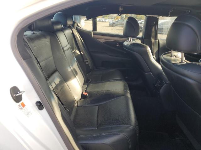 Photo 10 from auction – 2016 LEXUS LS 460 with VIN JTHBL5EF3G5140145