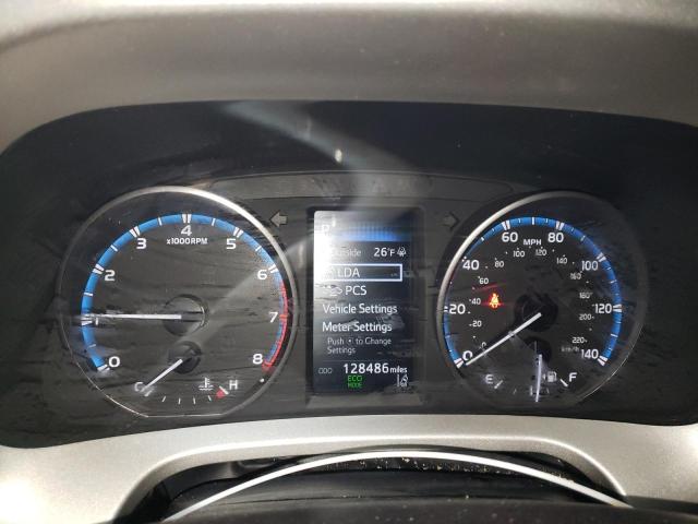 Photo 9 from auction – 2017 TOYOTA RAV4 LE with VIN 2T3BFREV1HW621836