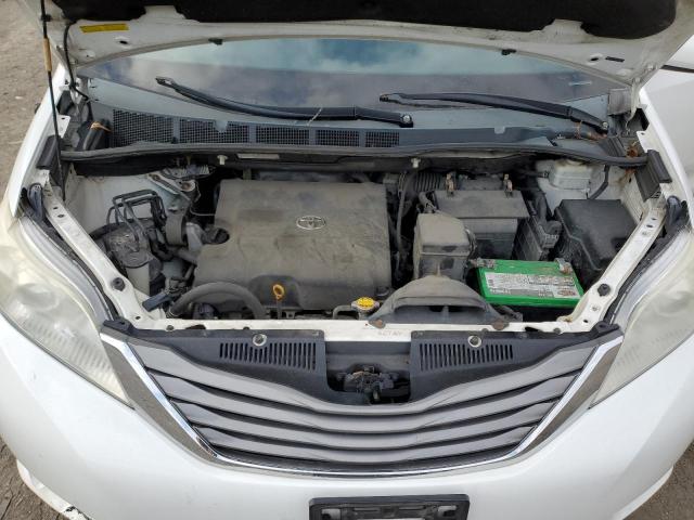 Photo 12 from auction – 2011 TOYOTA SIENNA XLE with VIN 5TDYK3DC4BS160319