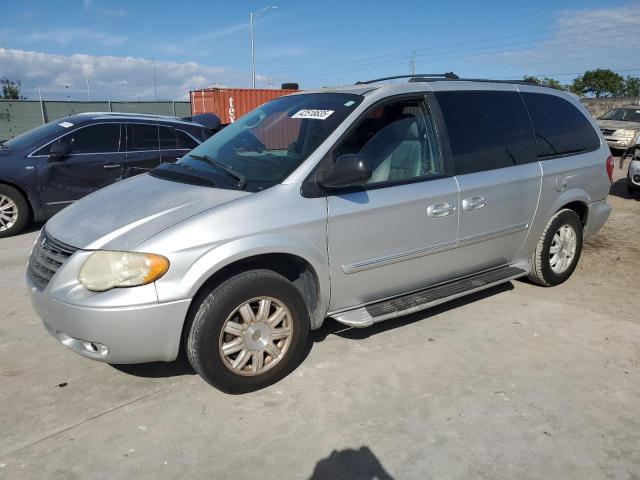 CHRYSLER TOWN & COU 2006 with VIN 2A4GP54L36R647934 - Photo from auction