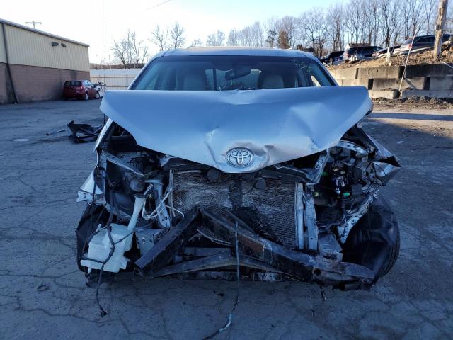 Photo 5 from auction – 2014 TOYOTA SIENNA XLE with VIN 5TDYK3DC2ES521289