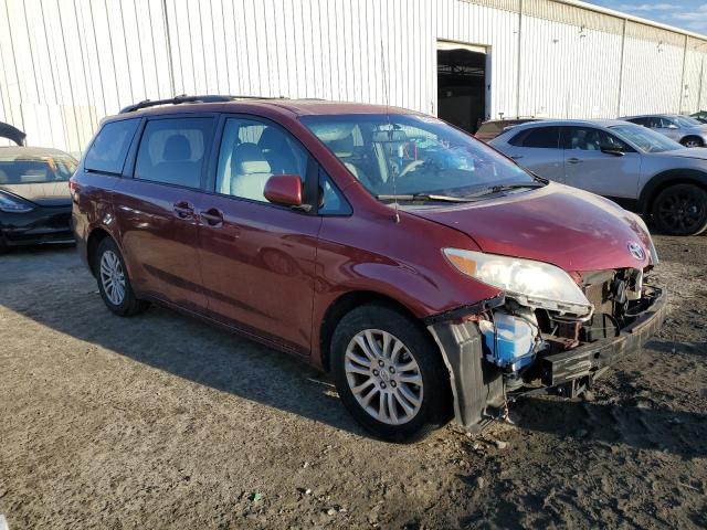Photo 4 from auction – 2011 TOYOTA SIENNA XLE with VIN 5TDYK3DC7BS057959