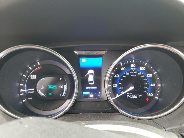 Photo 9 from auction – 2012 HYUNDAI SONATA HYB with VIN KMHEC4A42CA048079