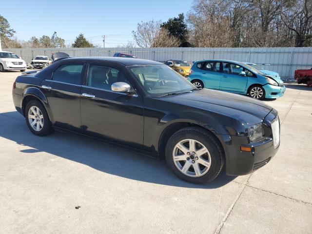 Photo 4 from auction – 2007 CHRYSLER 300 with VIN 2C3KA43R77H851858