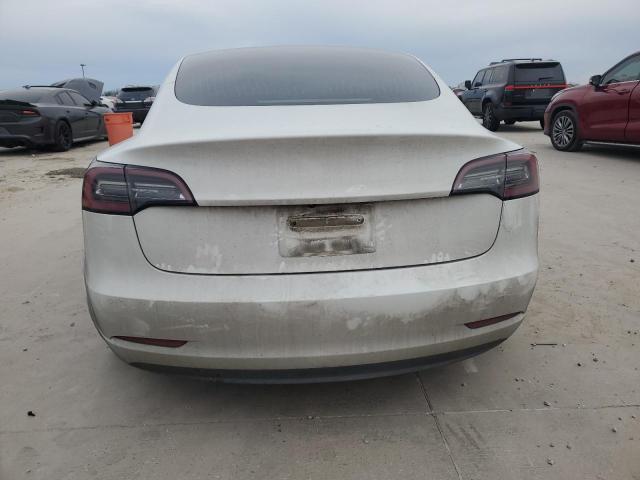 Снимка 6 от търг – 2018 TESLA MODEL 3 с VIN 5YJ3E1EA8JF164914