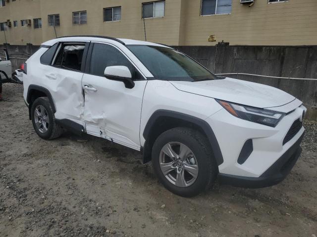 Zdjęcie 4 z aukcji – 2025 TOYOTA 1 TON z VIN 2T3W1RFV4SC304172