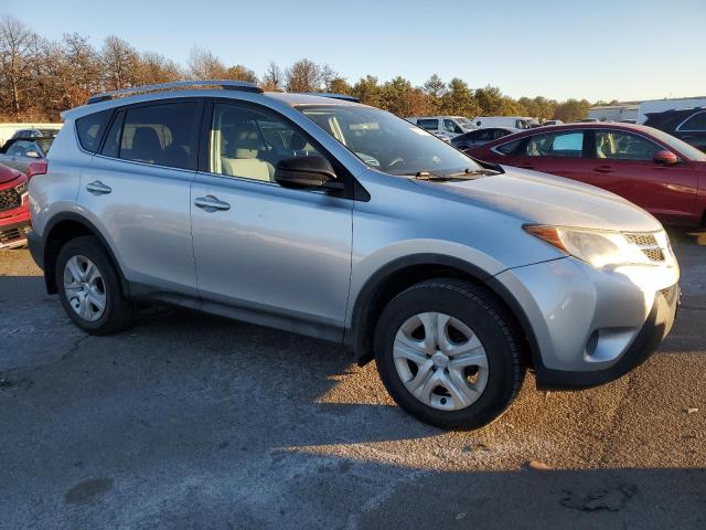 Photo 4 from auction – 2013 TOYOTA RAV4 LE with VIN 2T3BFREV4DW075107