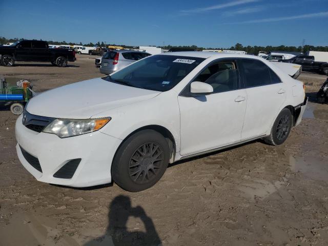TOYOTA CAMRY L 2014 with VIN 4T1BF1FK0EU767090 - Photo from auction