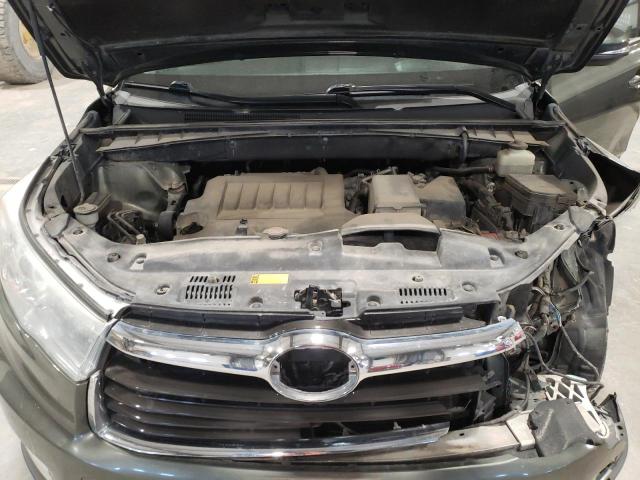 Photo 12 from auction – 2016 TOYOTA HIGHLANDER with VIN 5TDDKRFH3GS246190