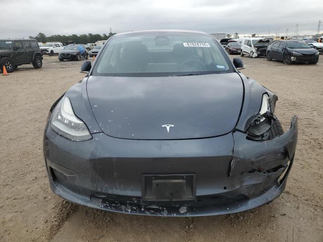 Photo 5 from auction – 2018 TESLA MODEL 3 with VIN 5YJ3E1EA2JF028147