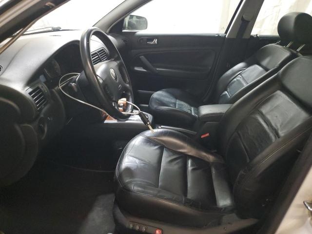 Photo 7 from auction – 2002 VOLKSWAGEN PASSAT GLX with VIN WVWTH63B82P123433