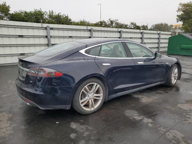 Photo 3 from auction – 2013 TESLA MODEL S with VIN 5YJSA1CNXDFP13305