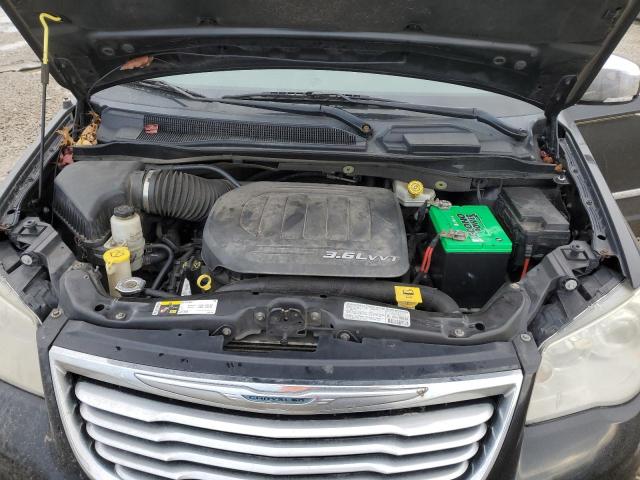 Photo 12 from auction – 2013 CHRYSLER TOWN & COU with VIN 2C4RC1GG4DR661288