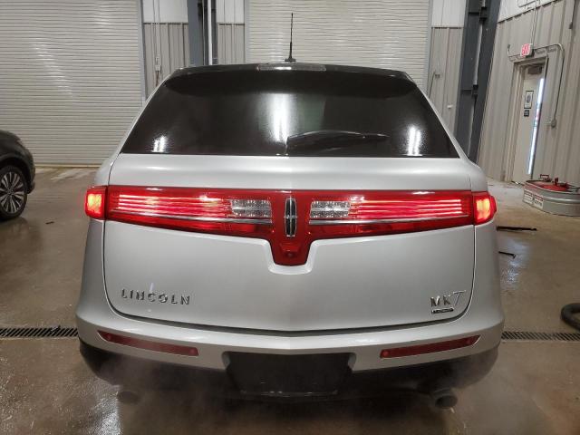 Photo 6 from auction – 2016 LINCOLN MKT with VIN 2LMHJ5AT5GBL01426