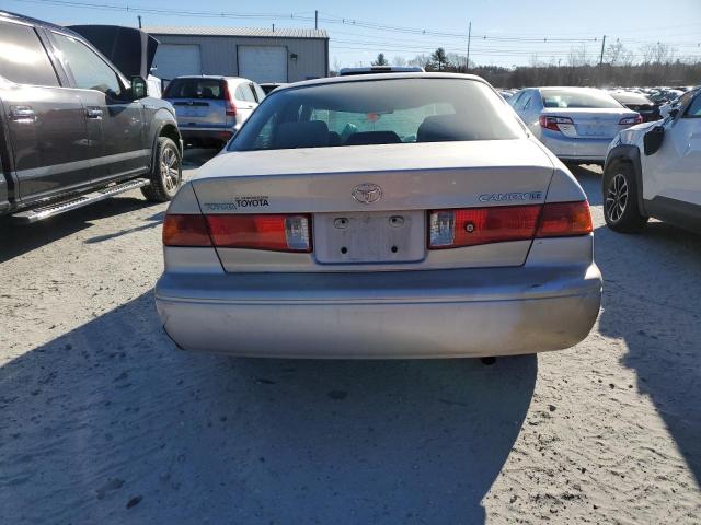 Photo 6 from auction – 2000 TOYOTA CAMRY CE with VIN 4T1BG22K4YU955642