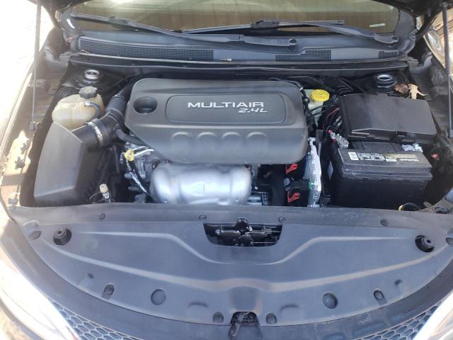 Photo 11 from auction – 2015 CHRYSLER 200 LIMITE with VIN 1C3CCCAB0FN688636