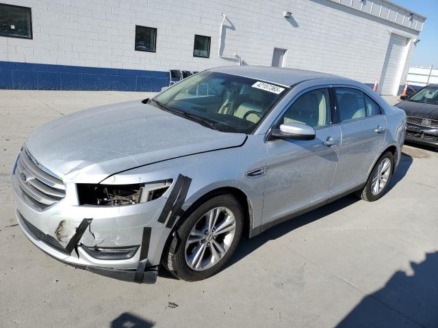 FORD TAURUS SEL 2014 with VIN 1FAHP2E80EG186300 - Photo from auction