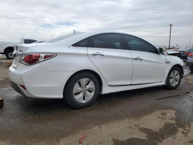 Photo 3 from auction – 2015 HYUNDAI SONATA HYB with VIN KMHEC4A42FA128664