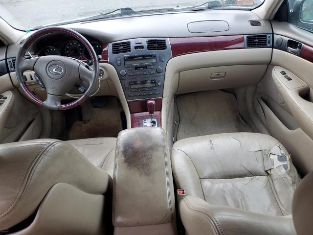 Photo 8 from auction – 2002 LEXUS ES 300 with VIN JTHBF30G920063878