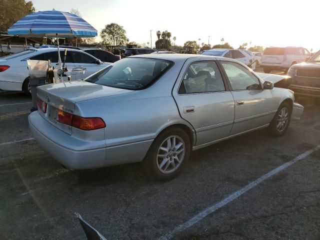 Photo 3 from auction – 2000 TOYOTA CAMRY LE with VIN 4T1BF28K6YU093485