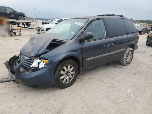 CHRYSLER TOWN & COU 2007 with VIN 1A4GJ45RX7B173625 - Photo from auction