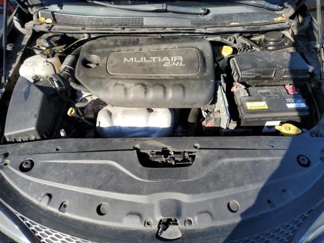 Photo 11 from auction – 2015 CHRYSLER 200 S with VIN 1C3CCCBB5FN744021