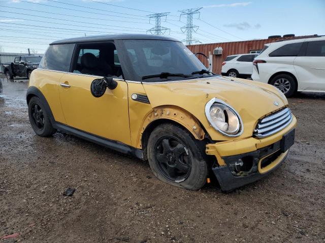 Photo 4 from auction – 2008 MINI COOPER with VIN WMWMF33508TT66458