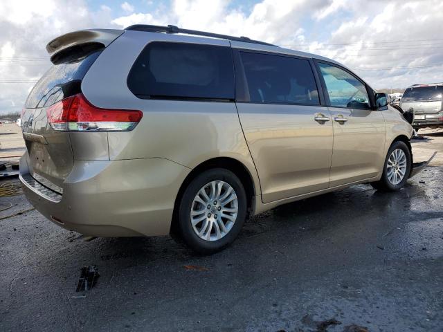 Photo 3 from auction – 2014 TOYOTA SIENNA XLE with VIN 5TDYK3DC7ES453250