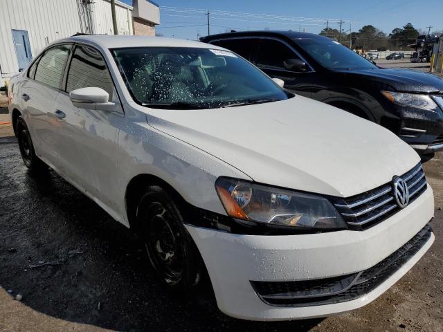 Photo 4 from auction – 2014 VOLKSWAGEN PASSAT S with VIN 1VWAP7A31EC003770