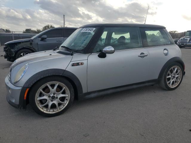 MINI COOPER S 2005 with VIN WMWRE33515TG98500 - Photo from auction