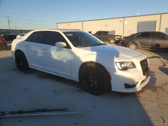 Photo 4 from auction – 2017 CHRYSLER 300 S with VIN 2C3CCABG3HH669024
