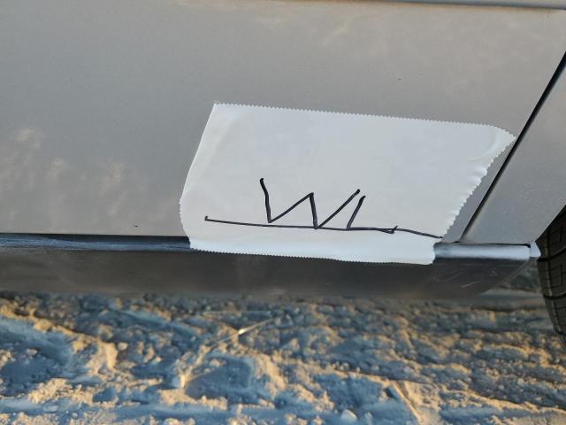 Photo 12 from auction – 2000 MERCURY GRAND MARQ with VIN 2MEFM75W2YX717659