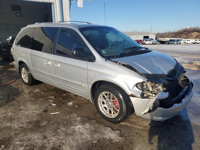 Photo 4 from auction – 2001 CHRYSLER TOWN & COU with VIN 2C8GT64L41R322059