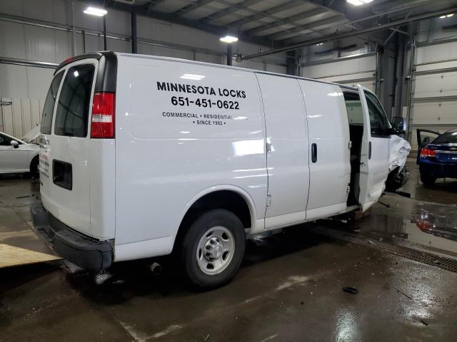 Photo 3 from auction – 2018 CHEVROLET EXPRESS G2 with VIN 1GCWGAFP5J1242813